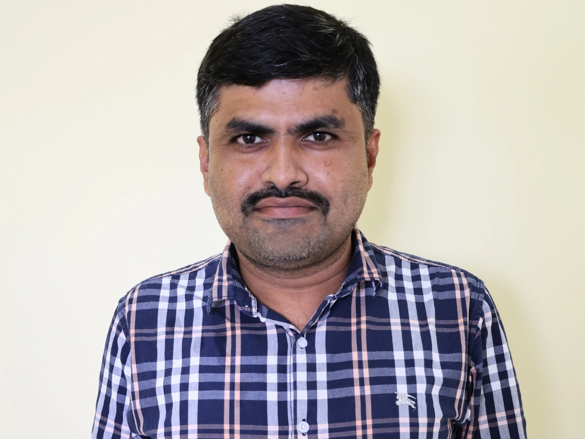 Veeresh Kumar, Commerce Lecturer at NewAge PU College